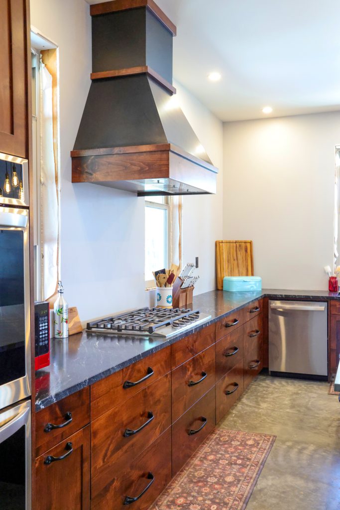 Cabinets and range hood built by Hostetler Custom Cabinets